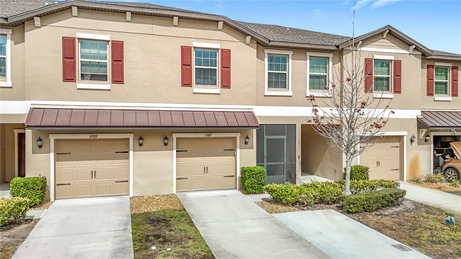 VENTANA TWNHMS AT WATERS EDGE - Residential