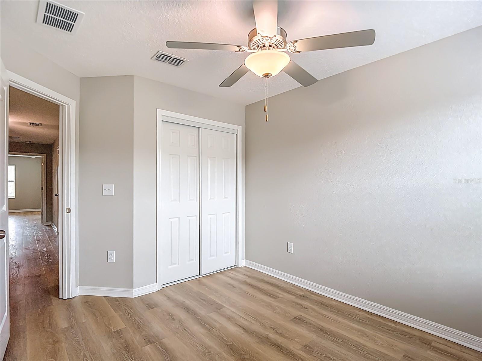 VENTANA TWNHMS AT WATERS EDGE - Residential