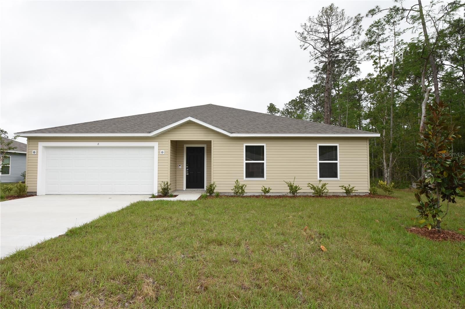 QUAIL HOLLOW - Residential Lease