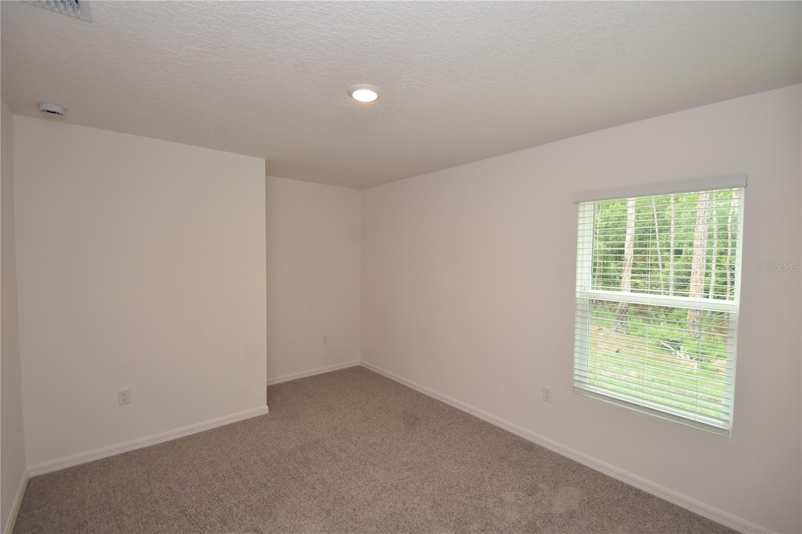 QUAIL HOLLOW - Residential Lease
