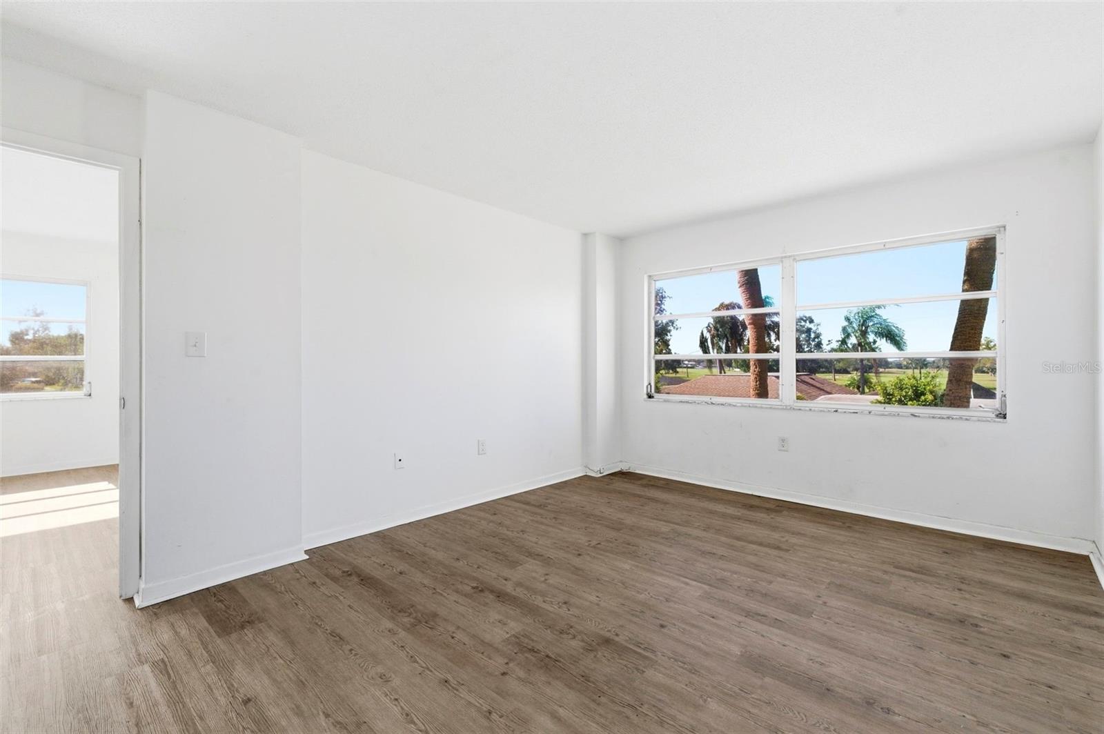 SEMINOLE-ON-THE-GREEN CAVALIER BLDG - Residential Lease