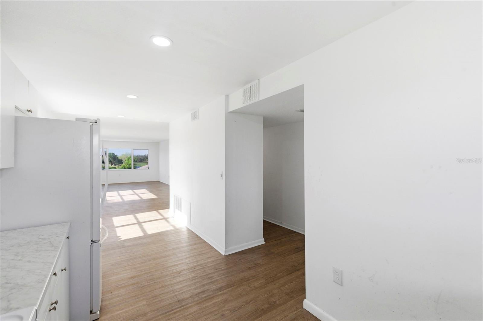 SEMINOLE-ON-THE-GREEN CAVALIER BLDG - Residential Lease