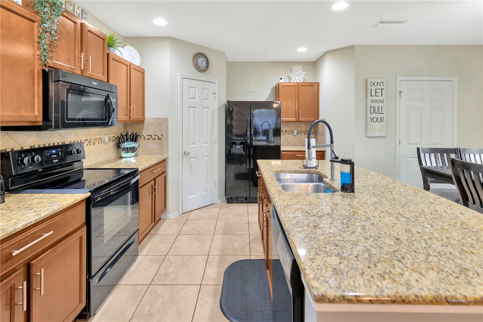 MAGNOLIA PARK CENTRAL PH B - Residential