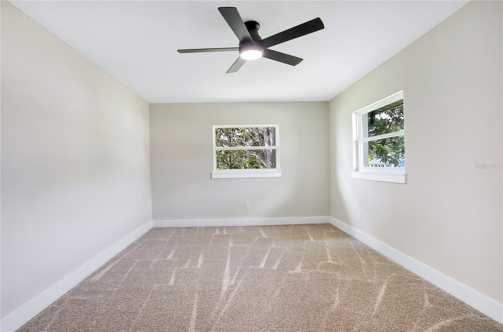 LAKESIDE HOMES - Residential