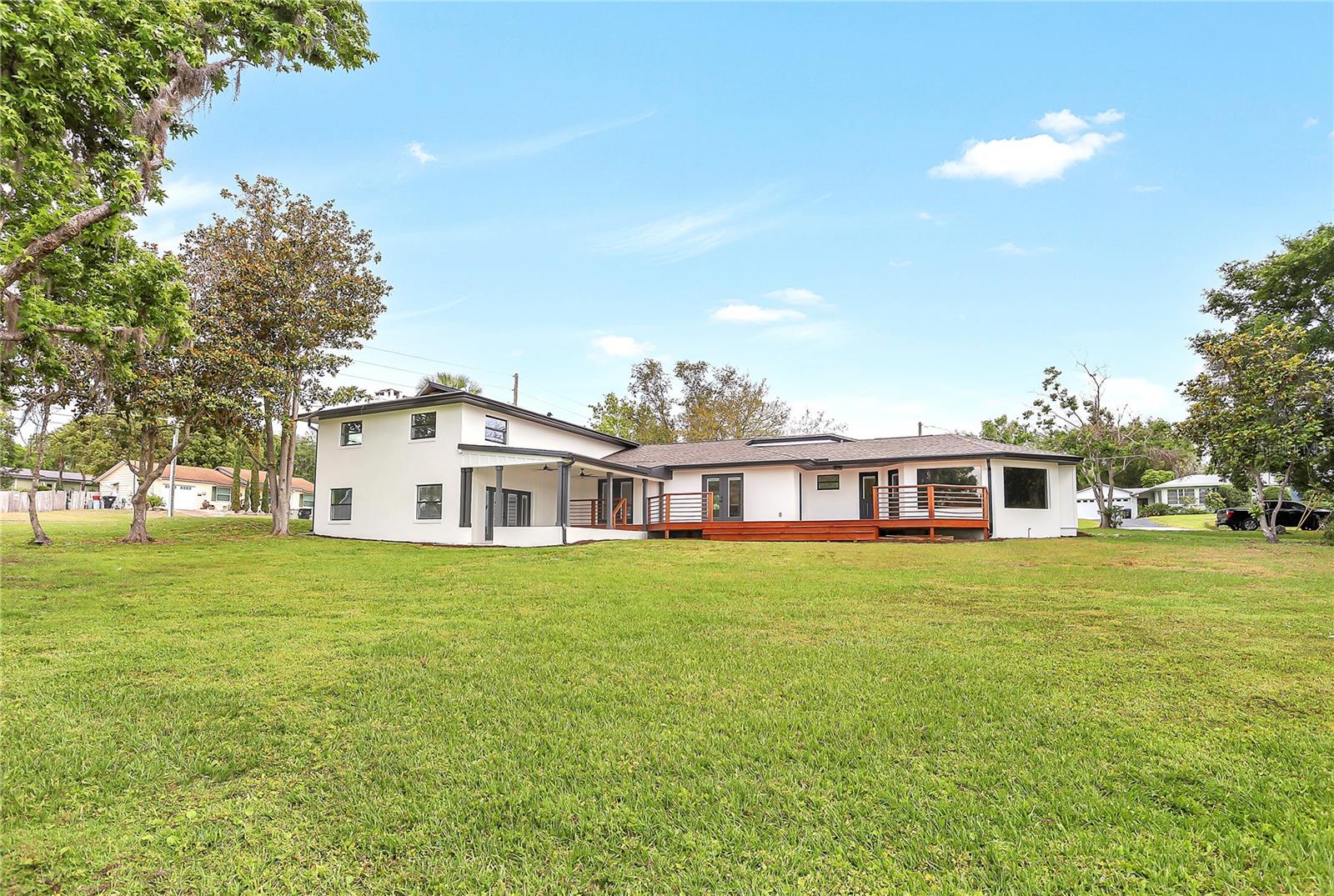 LAKESIDE HOMES - Residential