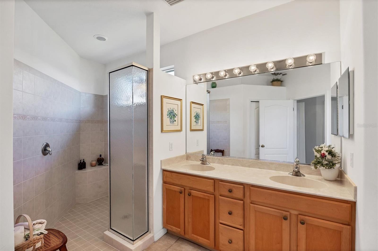 VILLA ROSA - Residential