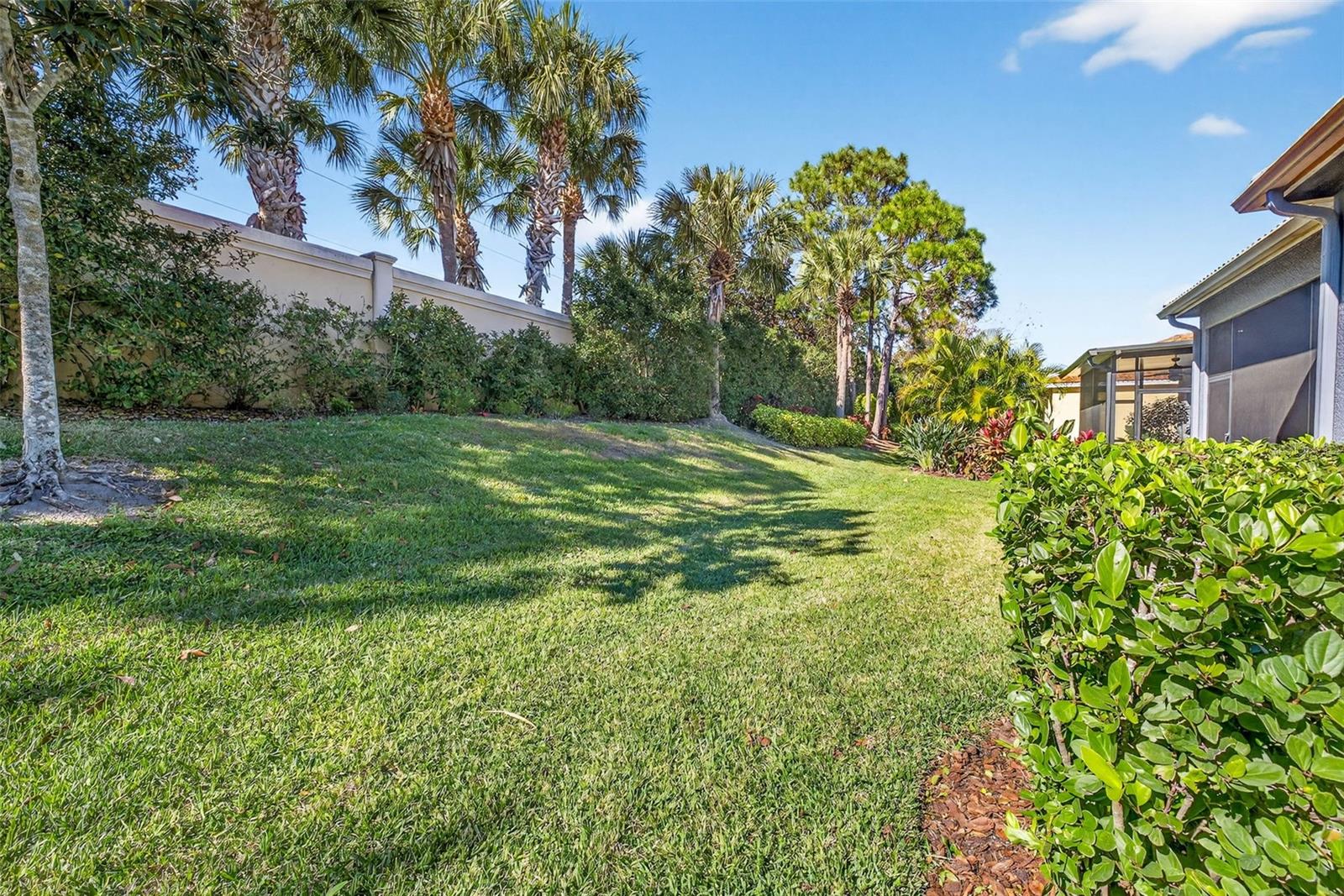 VALENCIA LAKES PH 2 - Residential