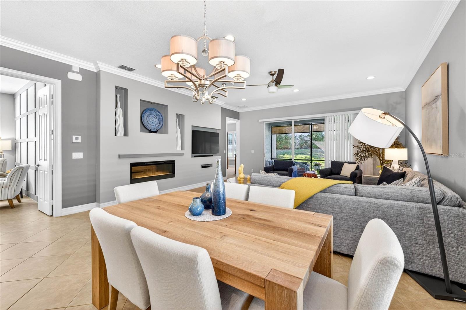 VALENCIA LAKES PH 2 - Residential