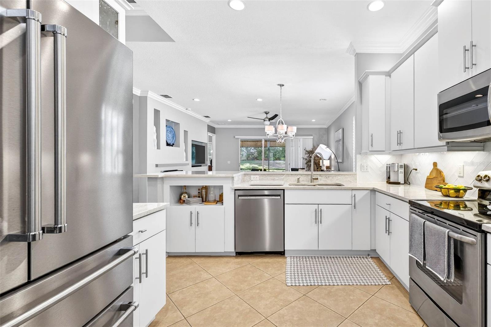 VALENCIA LAKES PH 2 - Residential