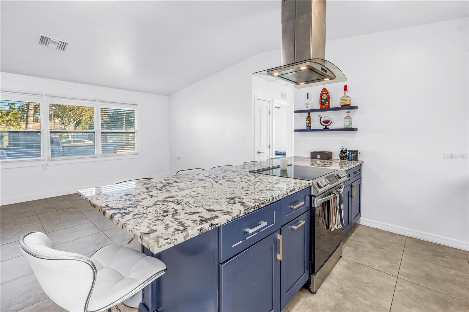 COLONIAL PARKS SUB - Residential