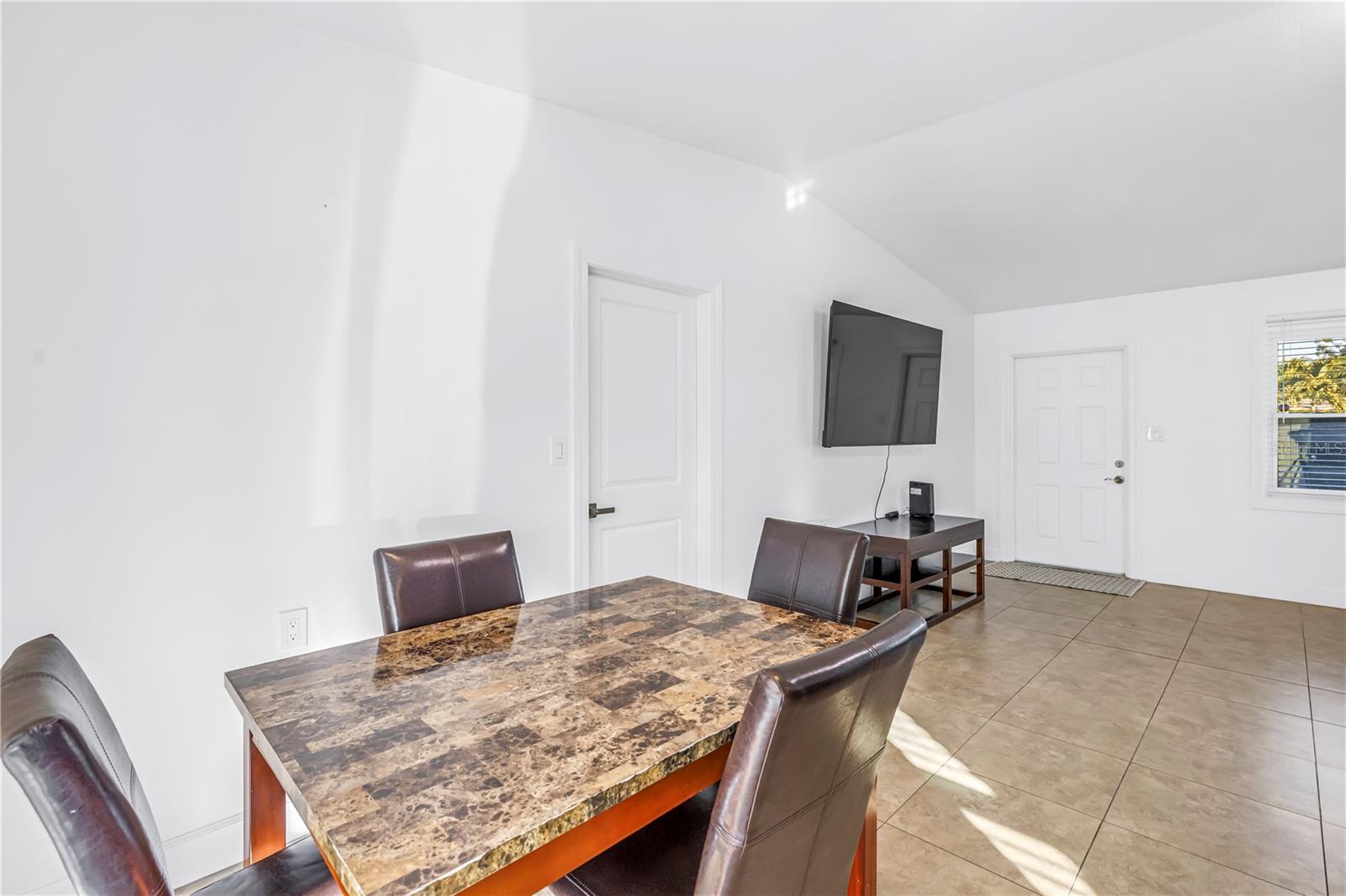 COLONIAL PARKS SUB - Residential