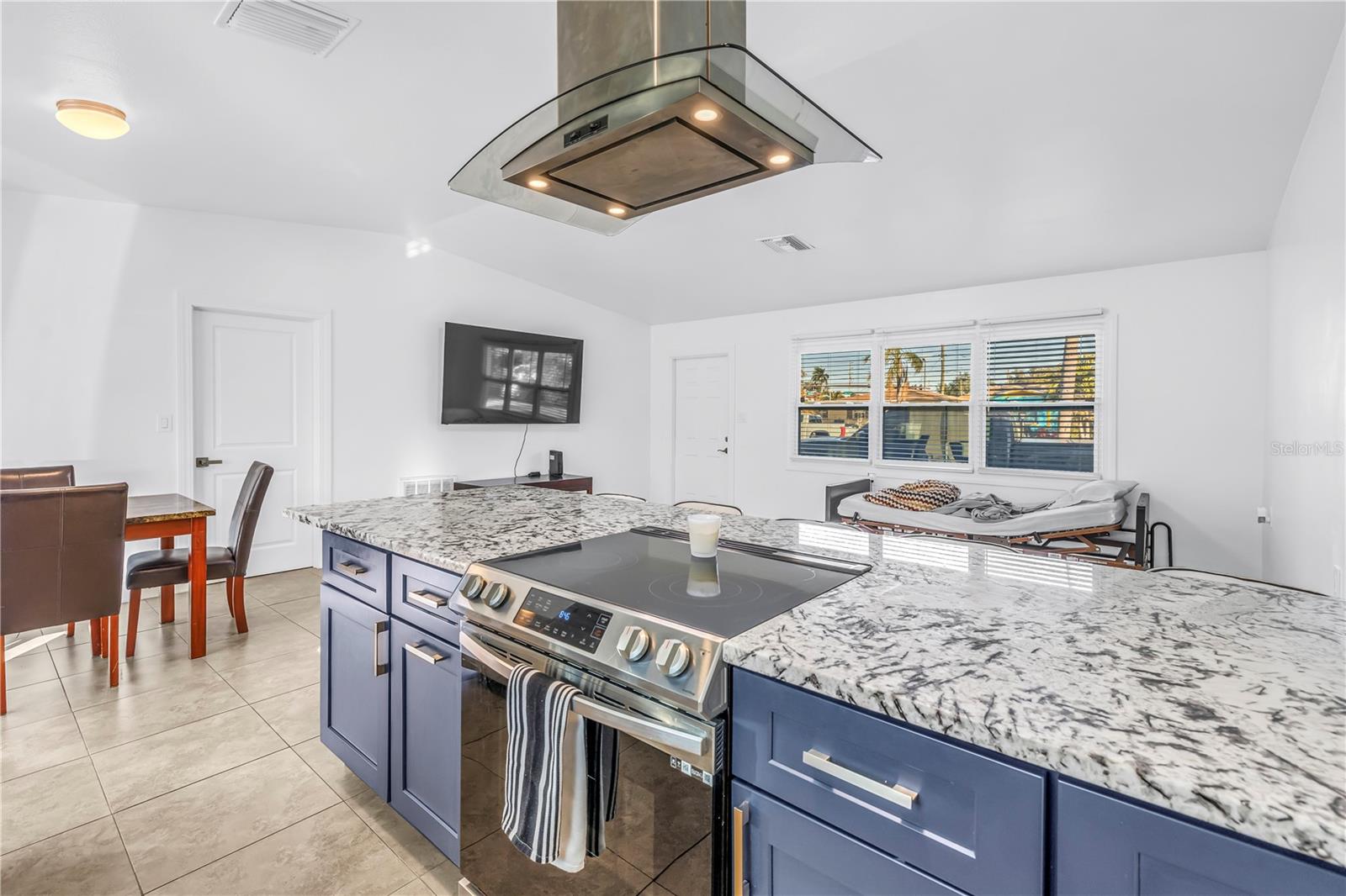 COLONIAL PARKS SUB - Residential