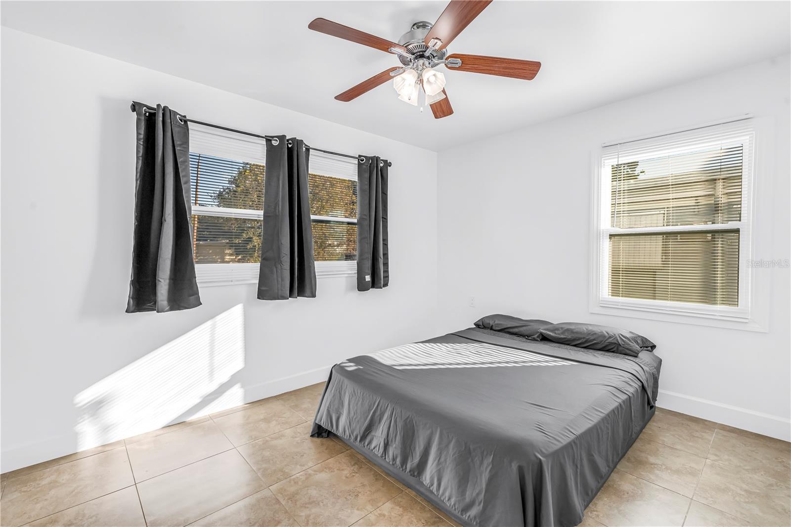 COLONIAL PARKS SUB - Residential