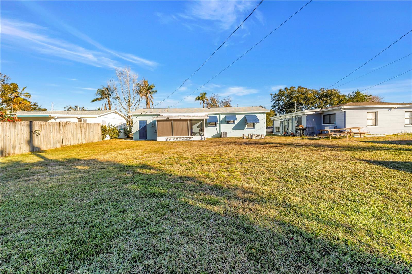 COLONIAL PARKS SUB - Residential