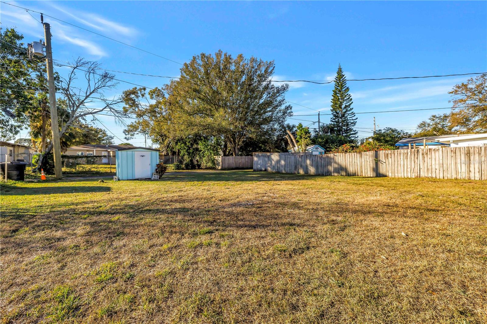 COLONIAL PARKS SUB - Residential