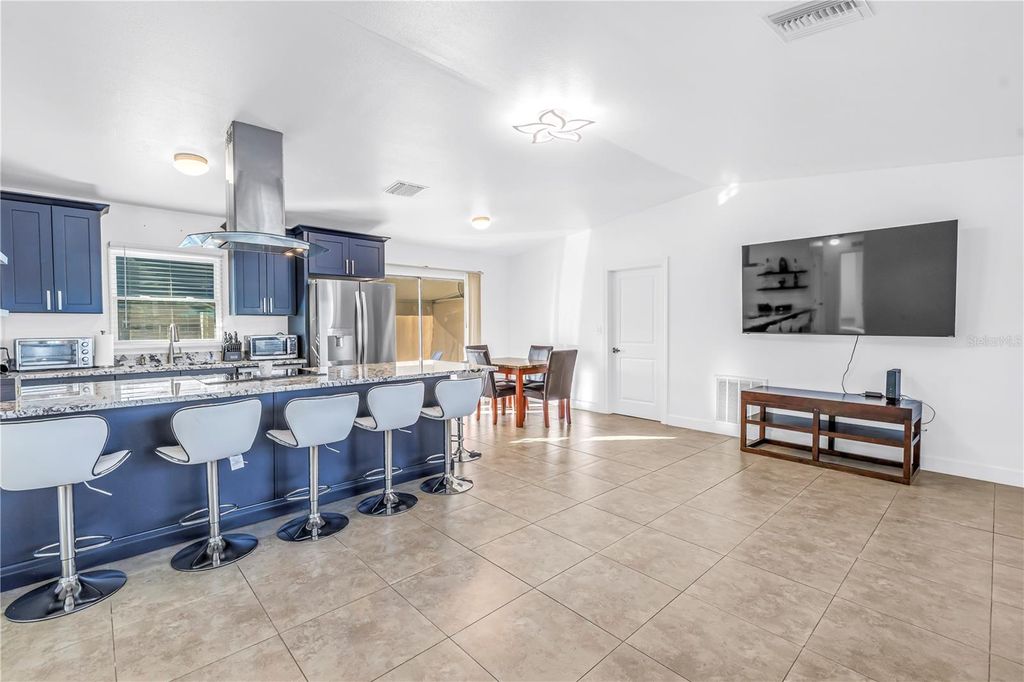 Photo of 5758 Dartmouth Avenue N, St Petersburg, FL 33710 (MLS # TB8461969)