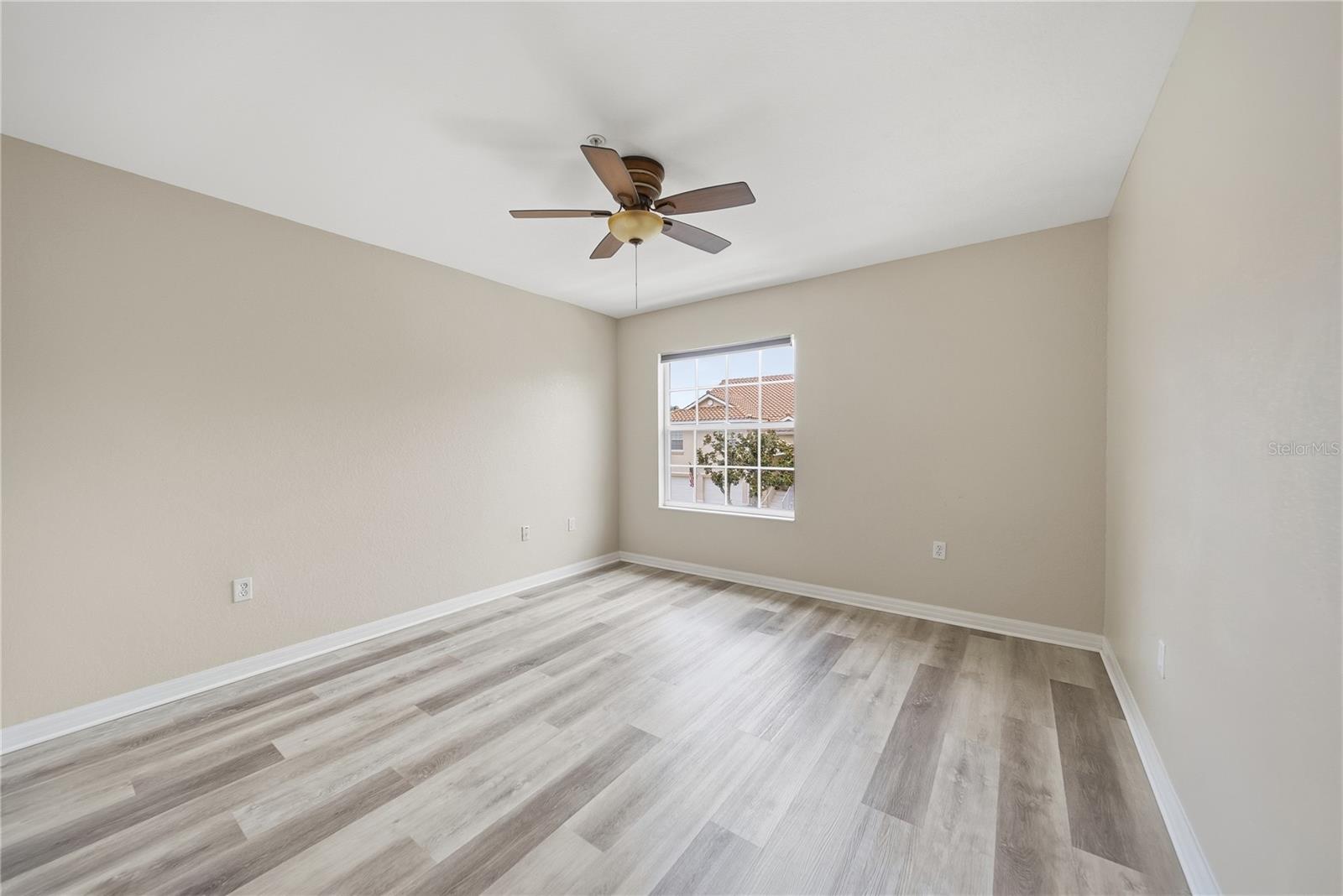 MAGNOLIA CROSSING - Residential