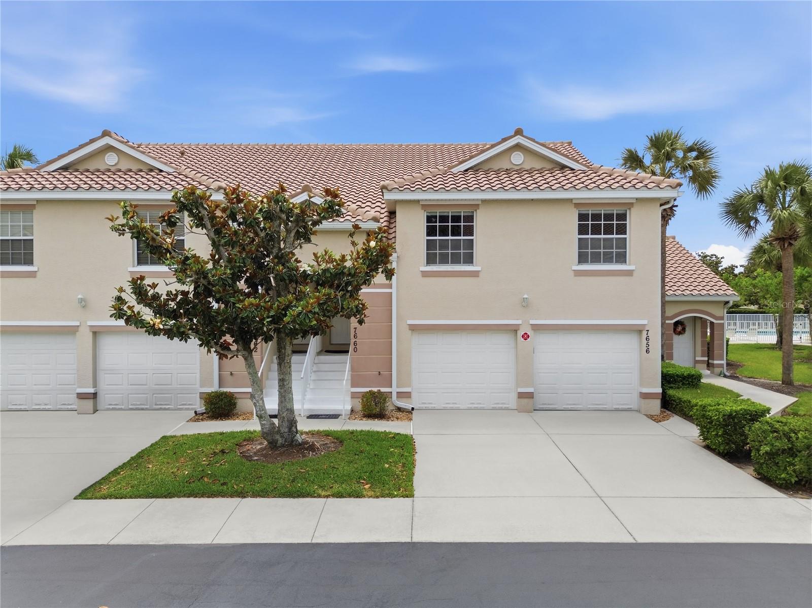 MAGNOLIA CROSSING - Residential