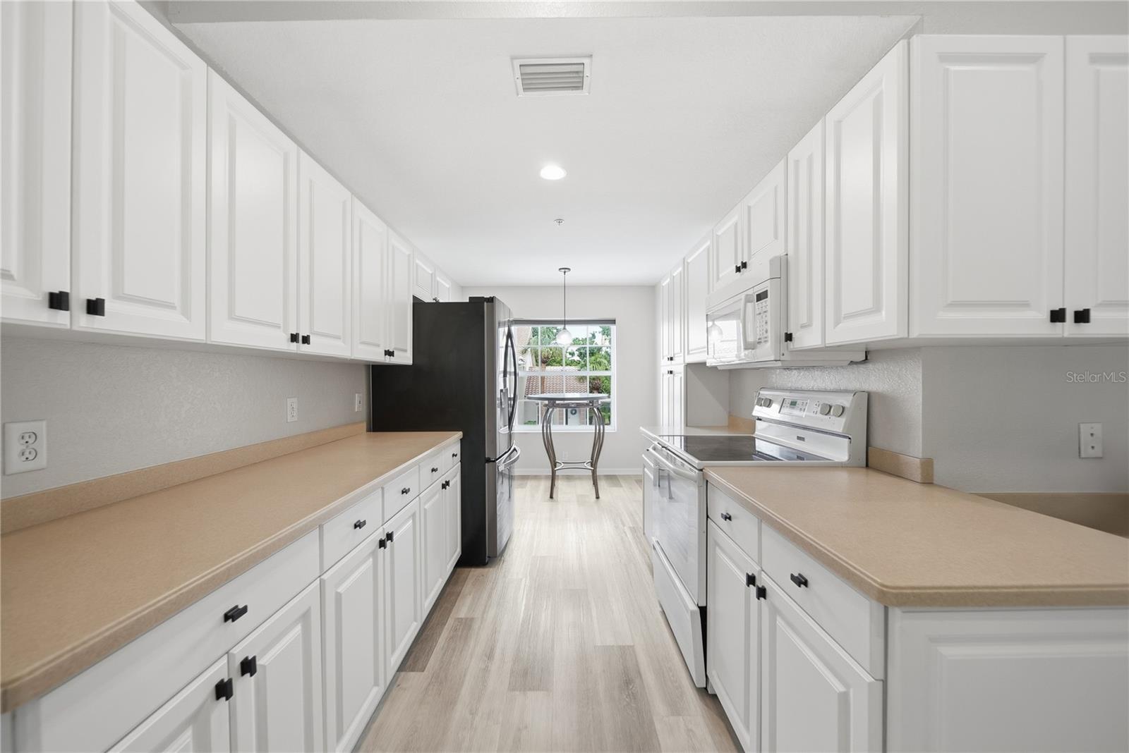 MAGNOLIA CROSSING - Residential