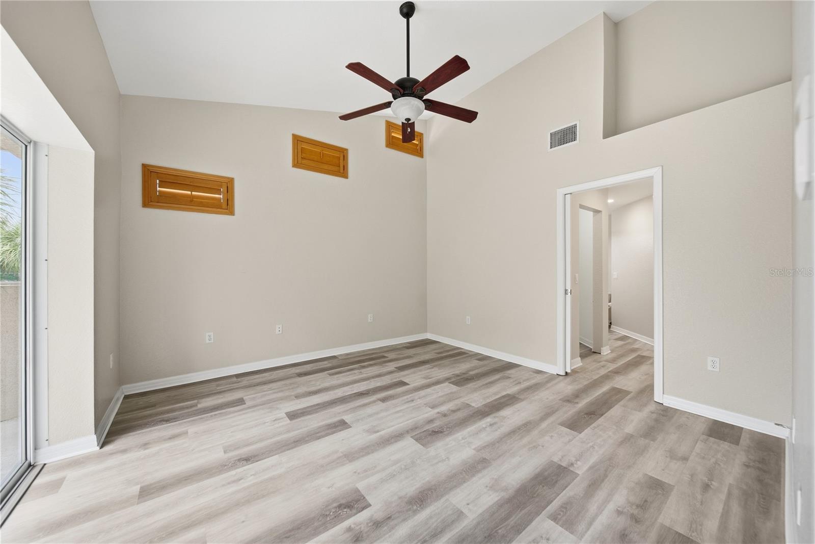 MAGNOLIA CROSSING - Residential