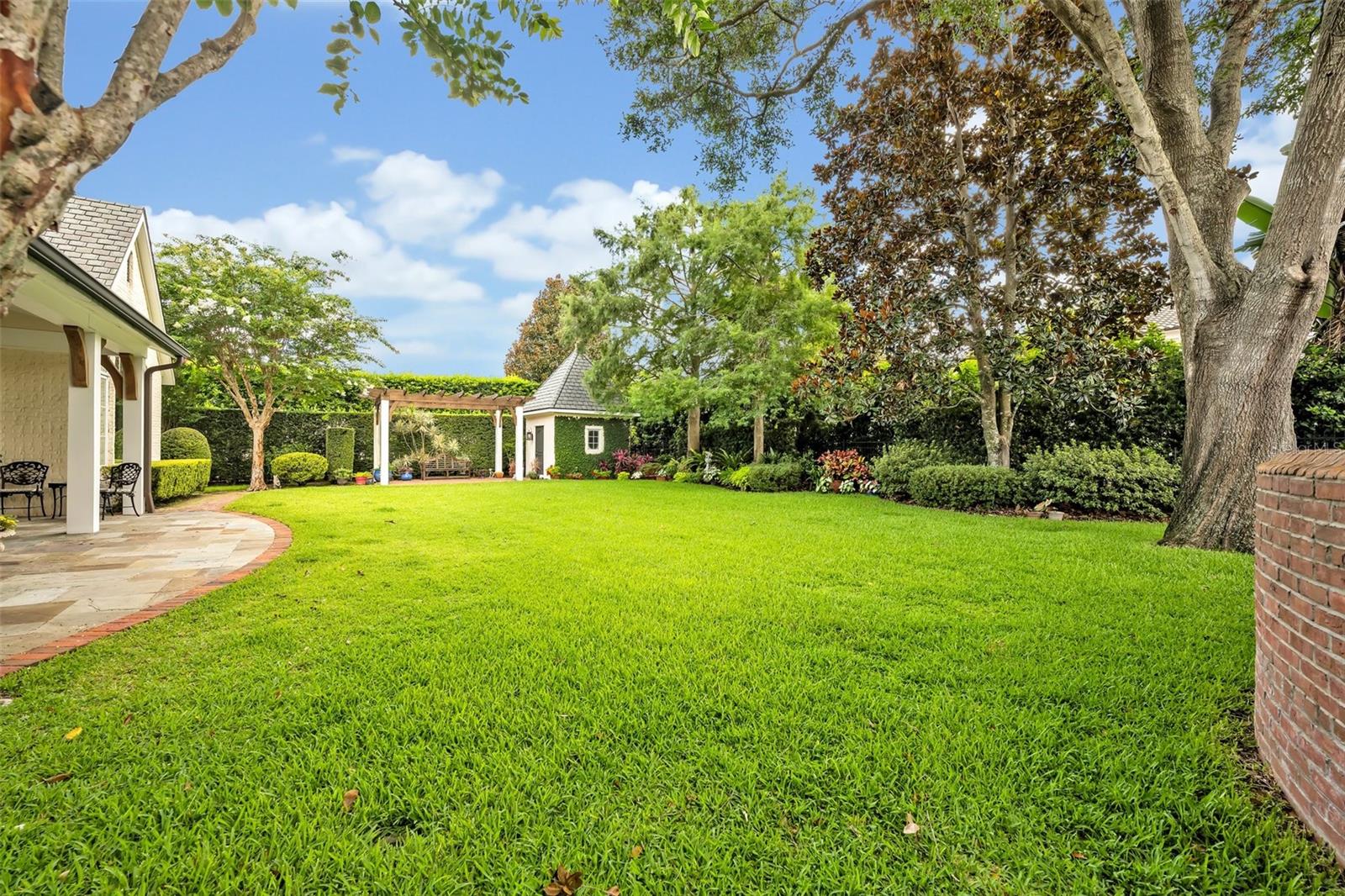 WINDSONG LOOKOUT LANDING 43/79 - Residential