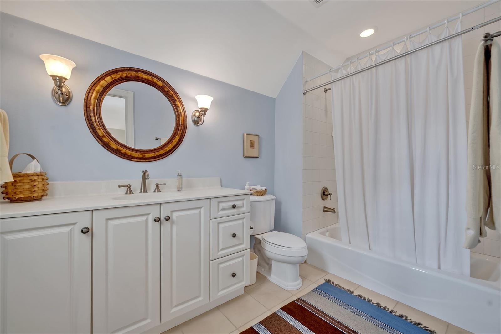 WINDSONG LOOKOUT LANDING 43/79 - Residential