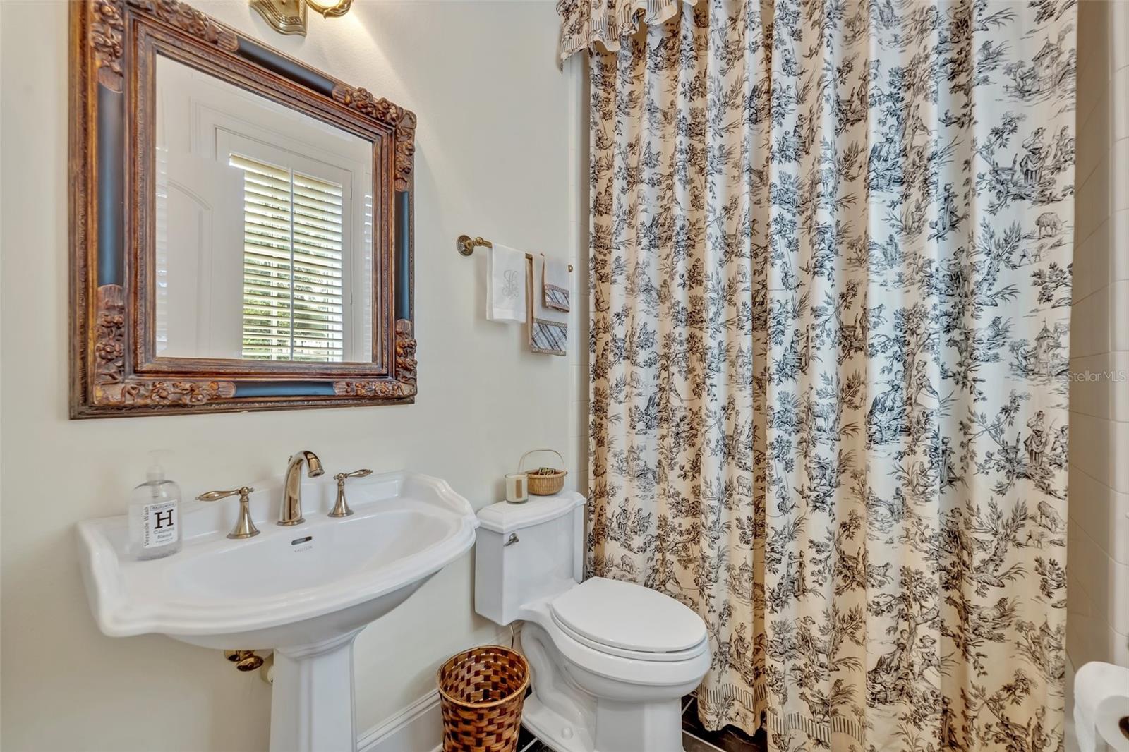 WINDSONG LOOKOUT LANDING 43/79 - Residential