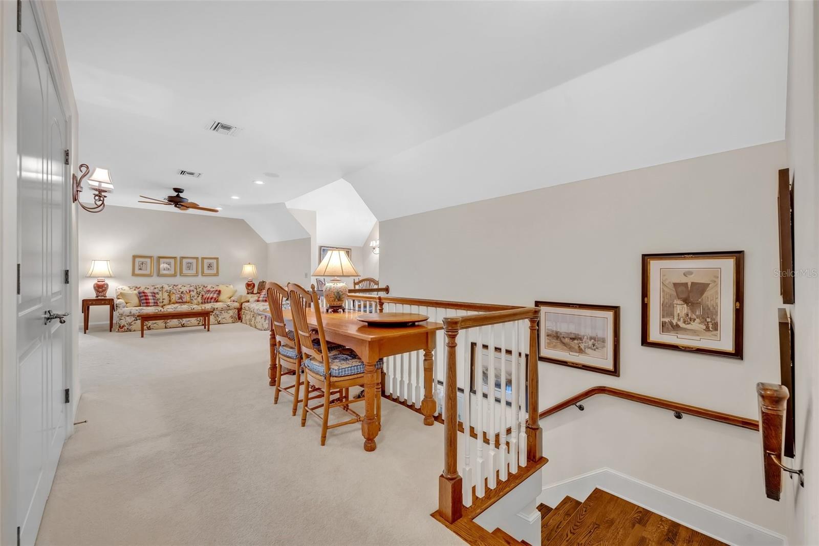 WINDSONG LOOKOUT LANDING 43/79 - Residential