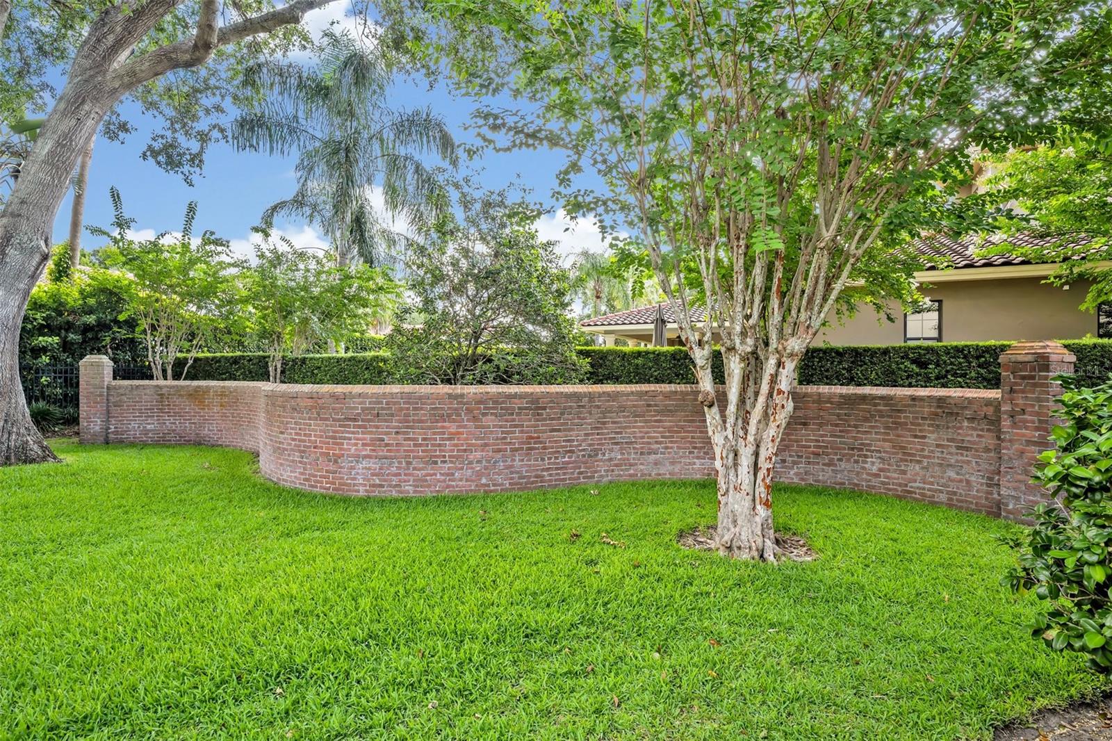 WINDSONG LOOKOUT LANDING 43/79 - Residential