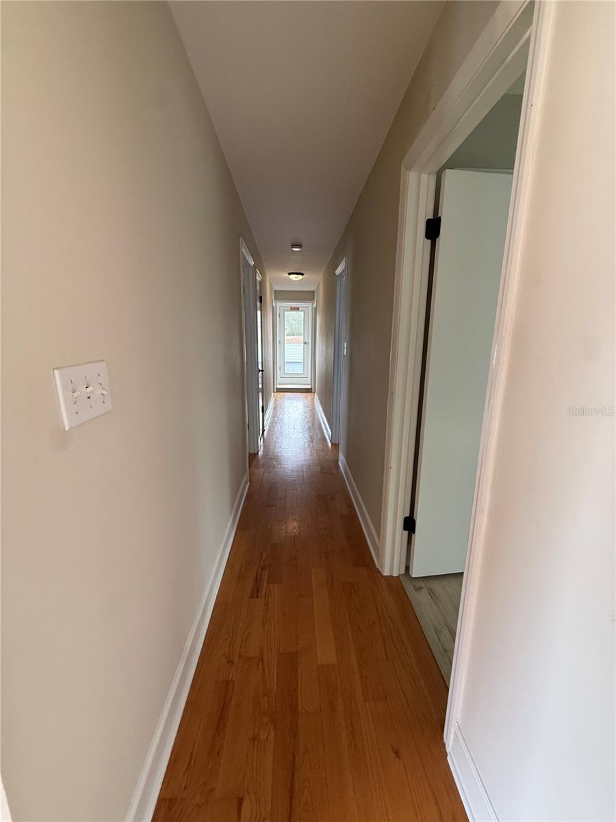 BRANTLEY HALL ESTATES - Residential Lease