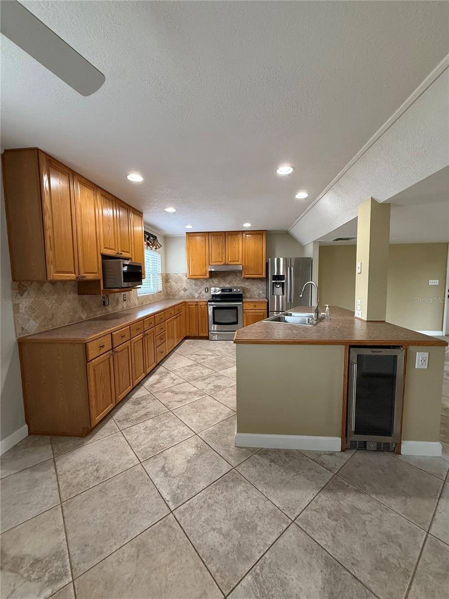 BRANTLEY HALL ESTATES - Residential Lease