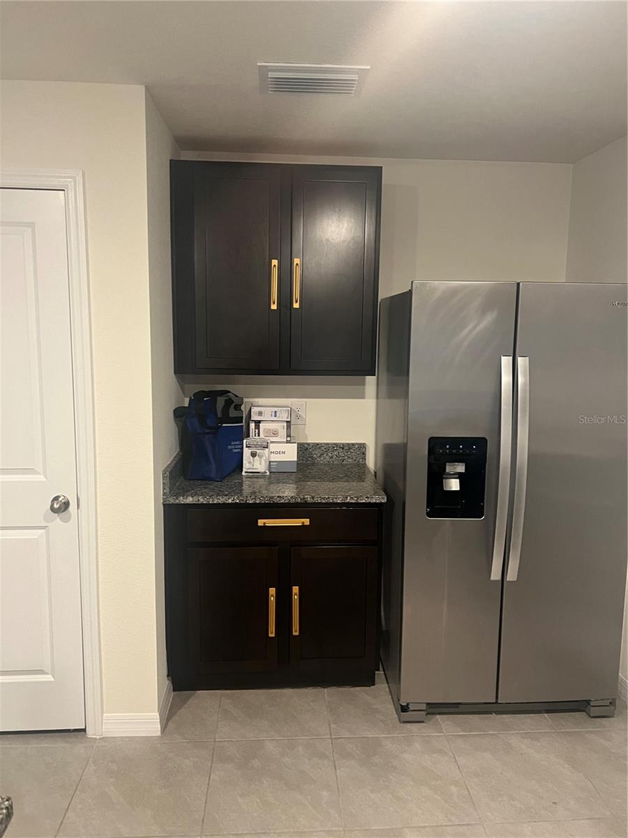 SUMMIT VIEW PH 2B - Residential Lease