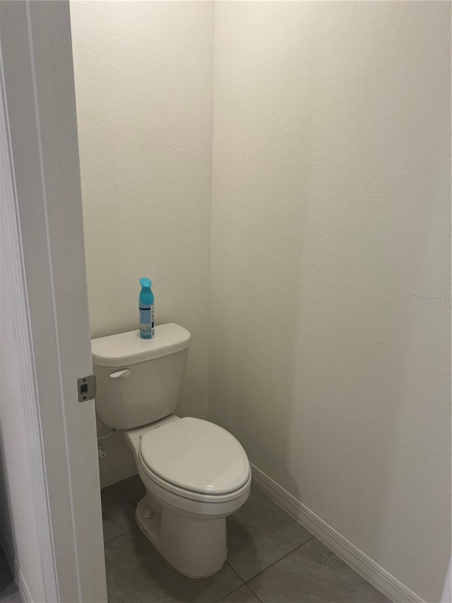 SUMMIT VIEW PH 2B - Residential Lease