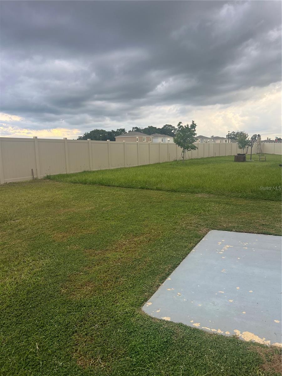 SUMMIT VIEW PH 2B - Residential Lease