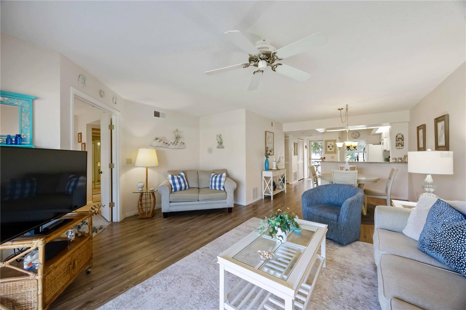 FARMINGTON VISTAS - Residential