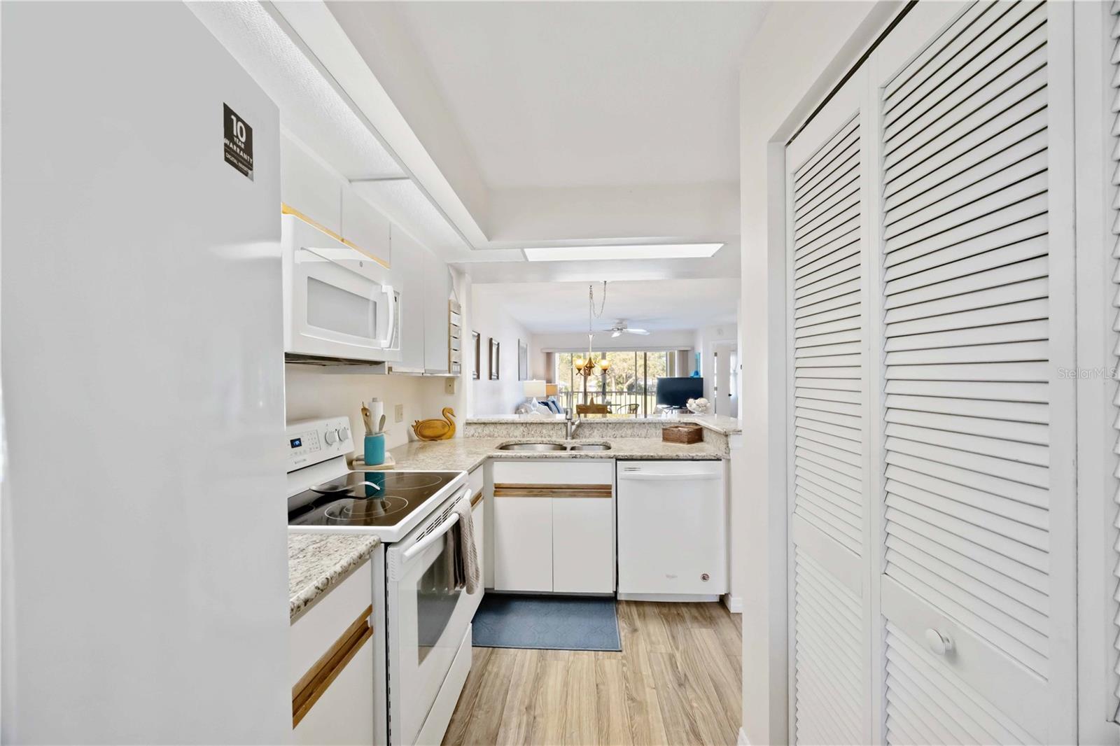 FARMINGTON VISTAS - Residential