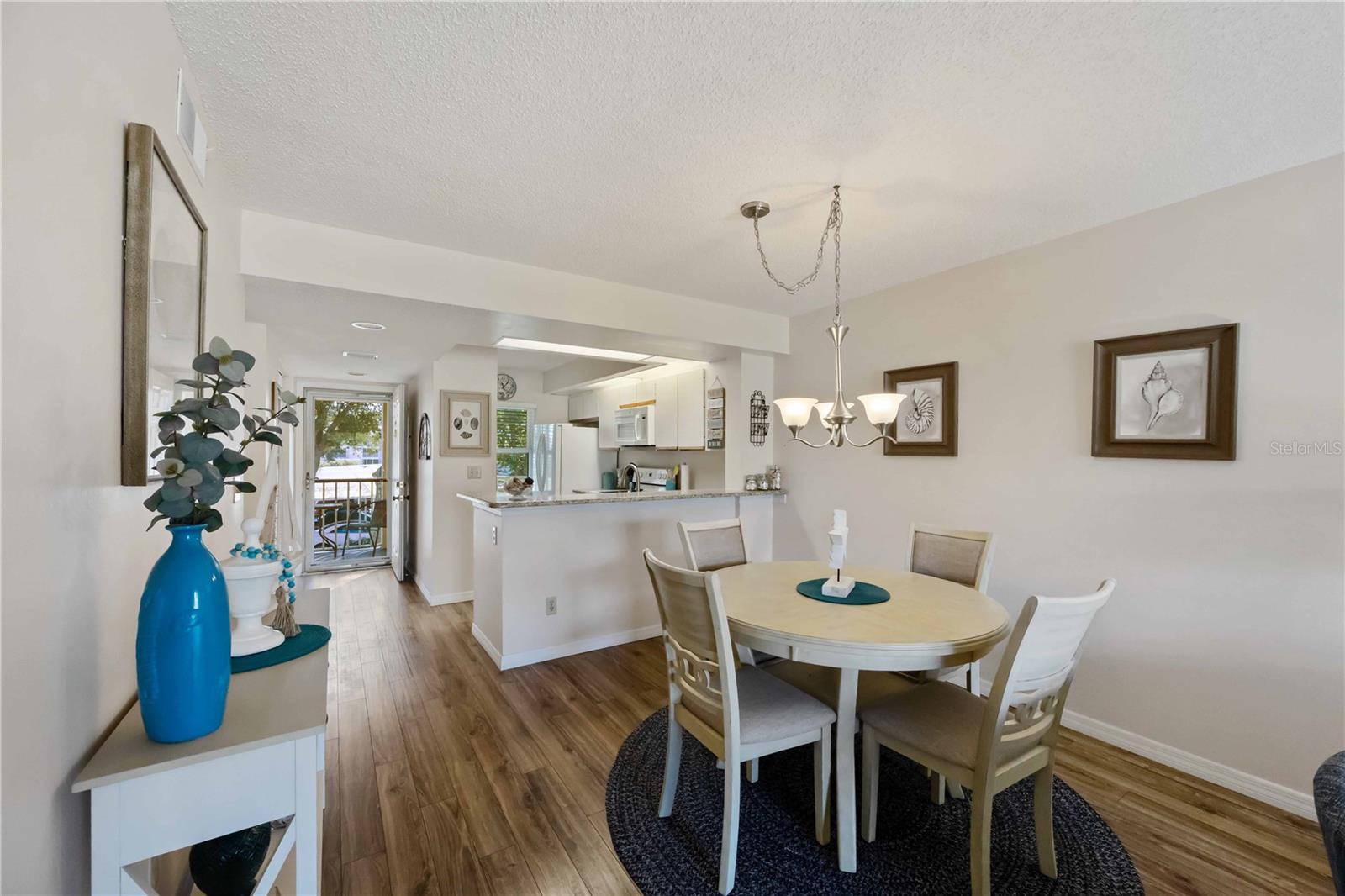 FARMINGTON VISTAS - Residential