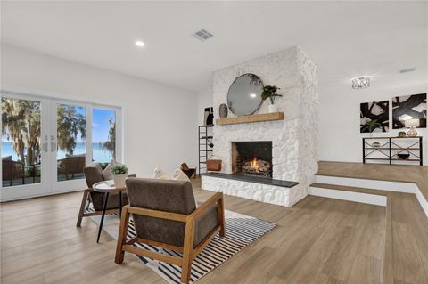 Tiny photo for 238 E Lakeshore Drive, Clermont, FL 34711 (MLS # G5102209)