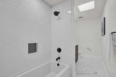Tiny photo for 238 E Lakeshore Drive, Clermont, FL 34711 (MLS # G5102209)