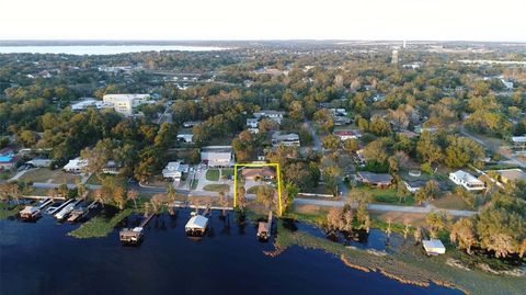 Tiny photo for 238 E Lakeshore Drive, Clermont, FL 34711 (MLS # G5102209)