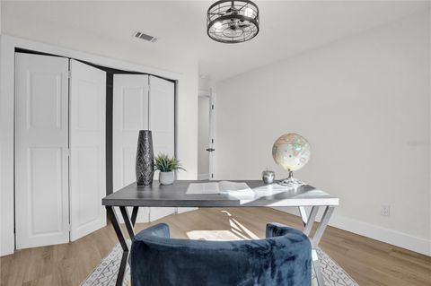 Tiny photo for 238 E Lakeshore Drive, Clermont, FL 34711 (MLS # G5102209)