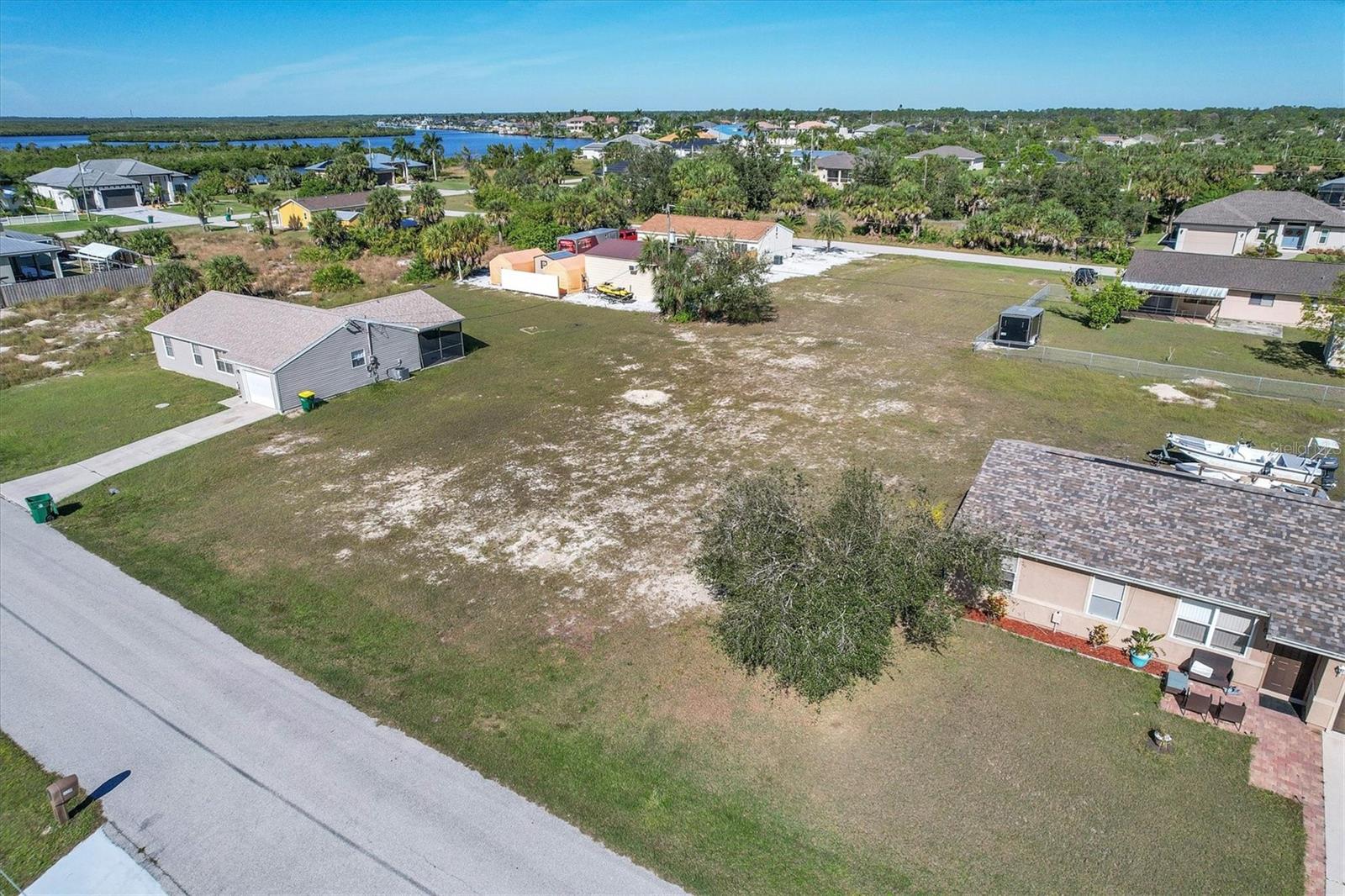 PORT CHARLOTTE SEC 079 - Land