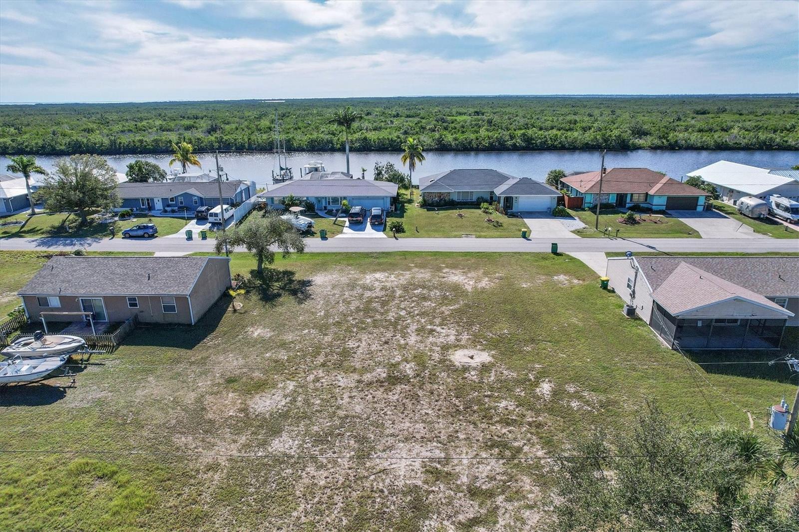 PORT CHARLOTTE SEC 079 - Land