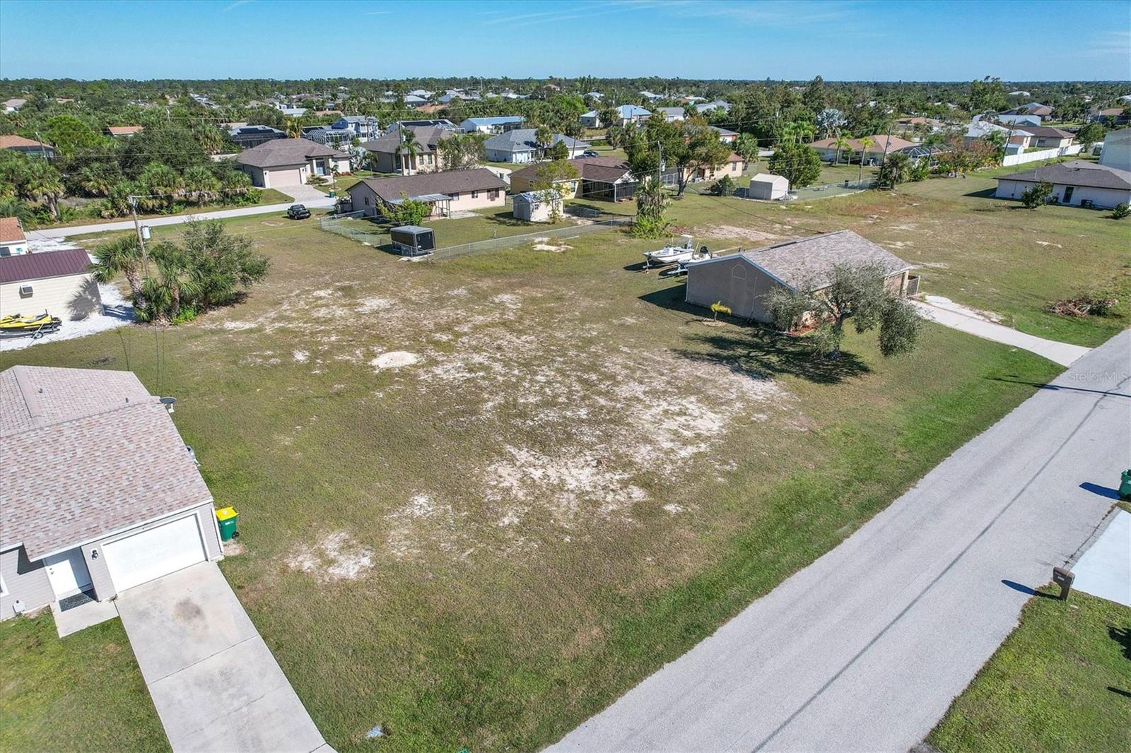 PORT CHARLOTTE SEC 079 - Land