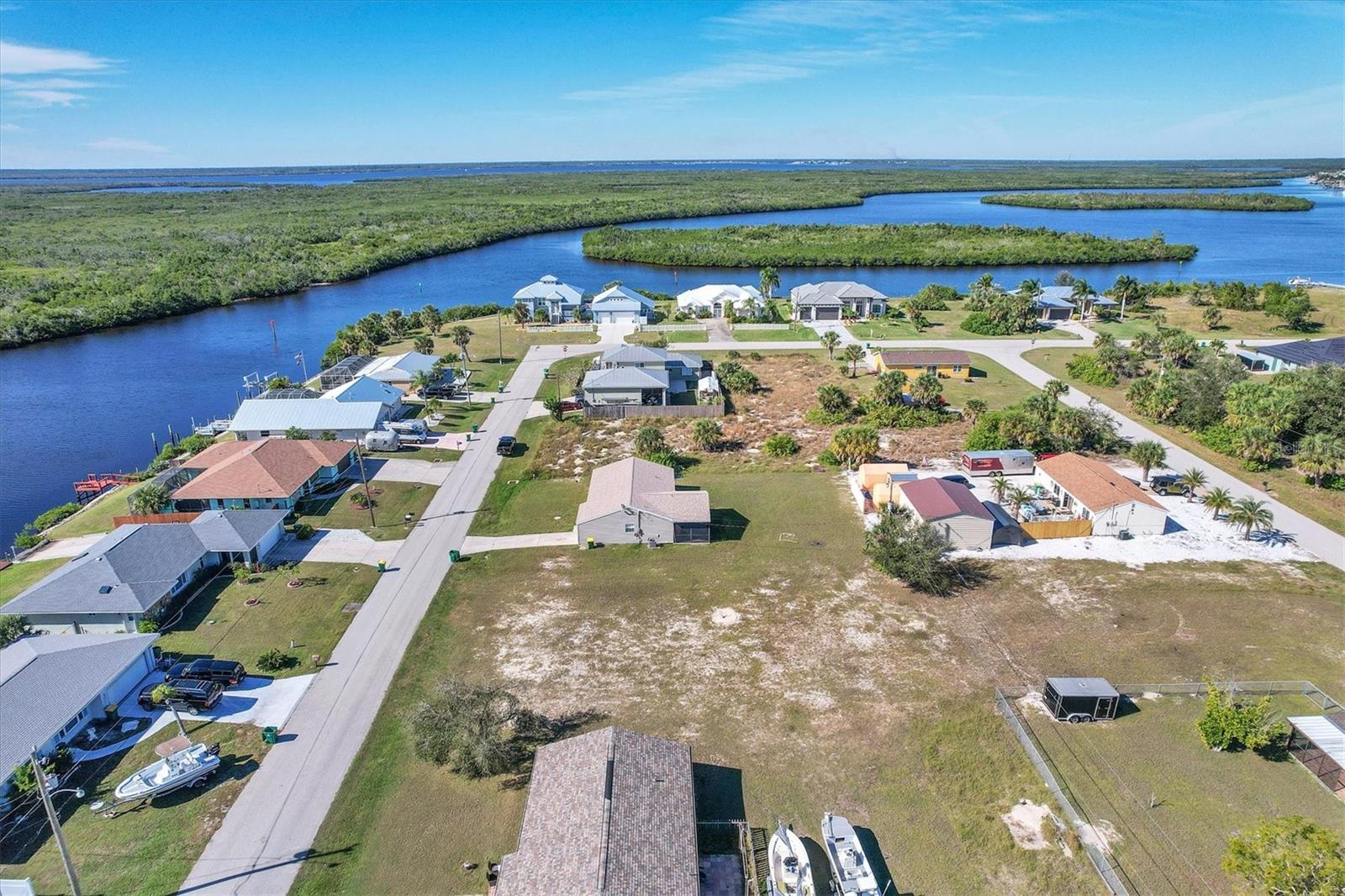 PORT CHARLOTTE SEC 079 - Land