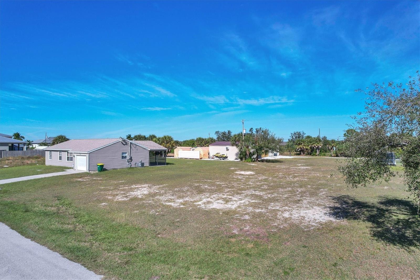 PORT CHARLOTTE SEC 079 - Land