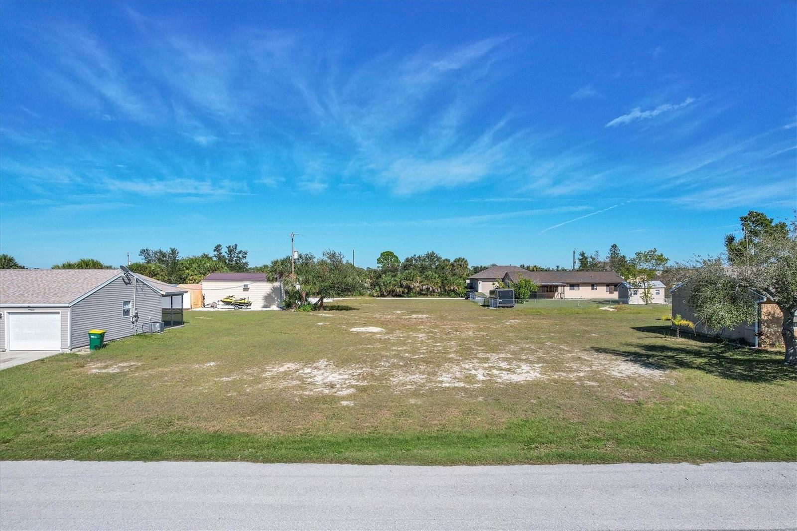 PORT CHARLOTTE SEC 079 - Land