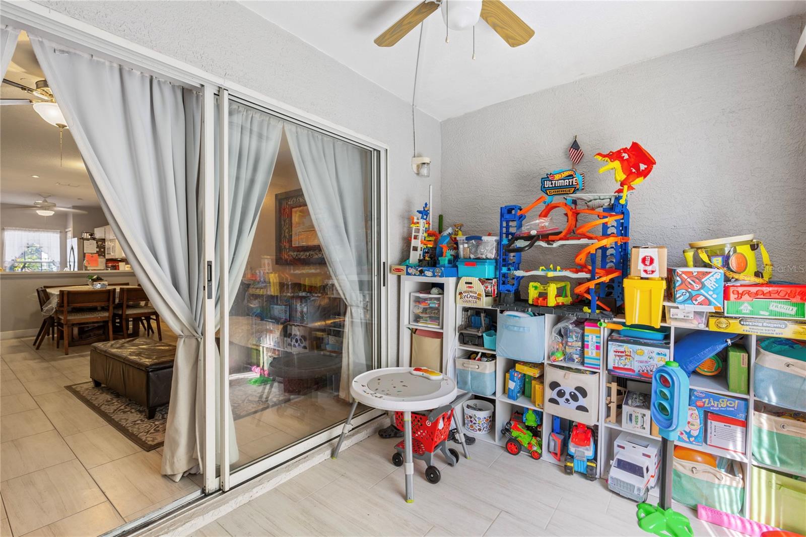 COUNTRYSIDE KEY - Residential