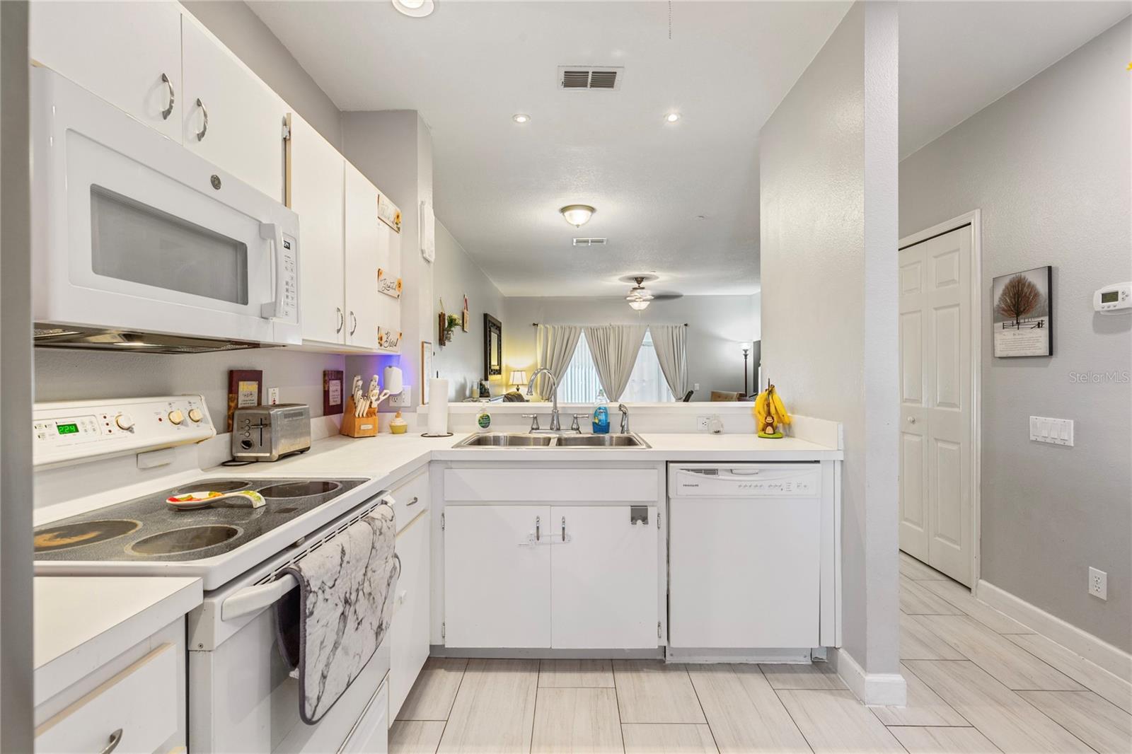 COUNTRYSIDE KEY - Residential