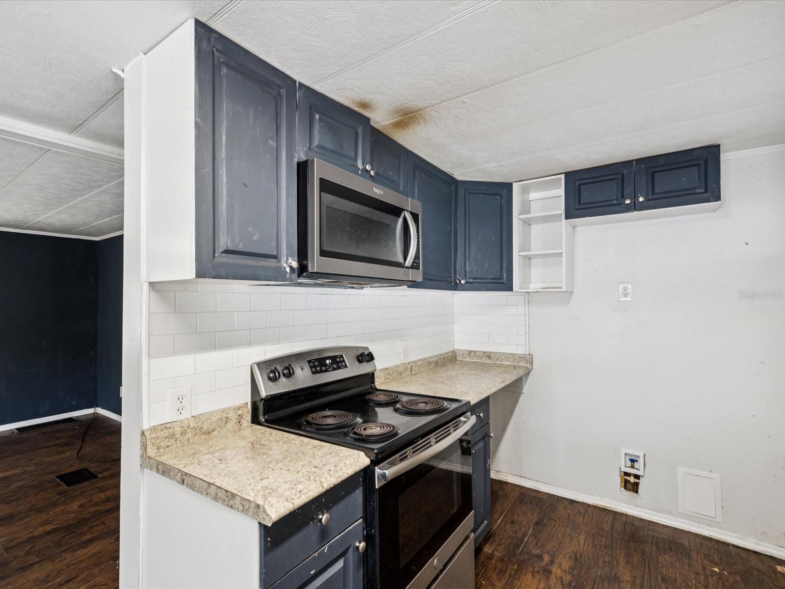 4997 W SAMPLES LANE